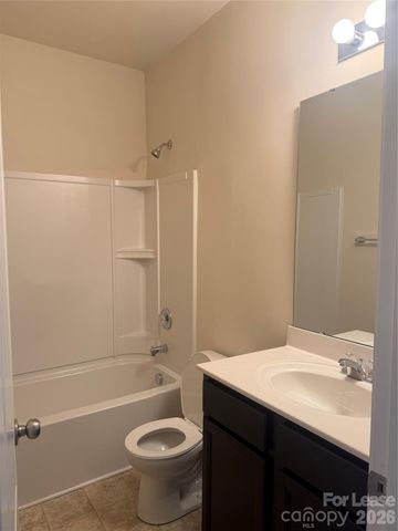 12822 Longstraw Road, Charlotte, NC 28227
