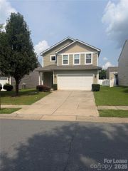 12822 Longstraw Road, Charlotte, NC 28227