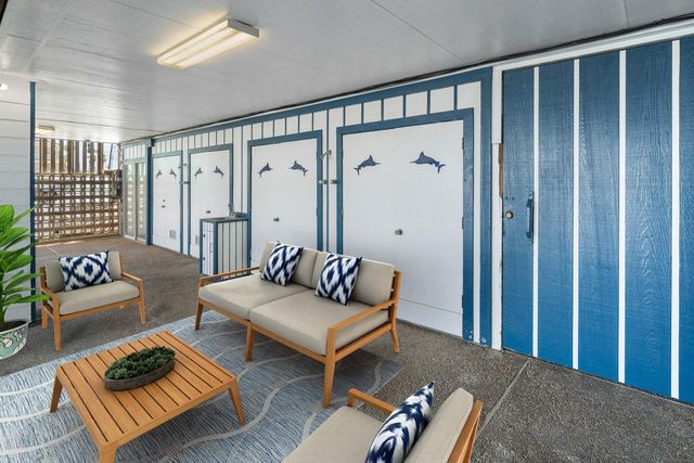 318 W Cotter Ave 2, Port Aransas, TX 78373