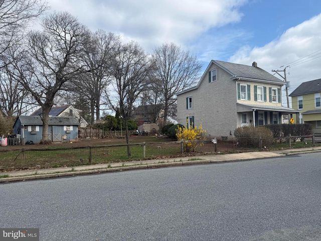 3 W RACE ST, Pottstown, PA 19464
