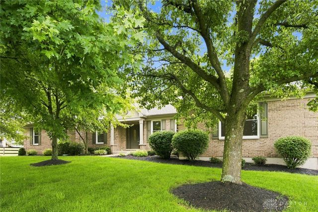 2338 Pointview Court, Lebanon, OH 45036