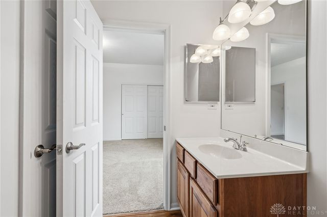 2338 Pointview Court, Lebanon, OH 45036