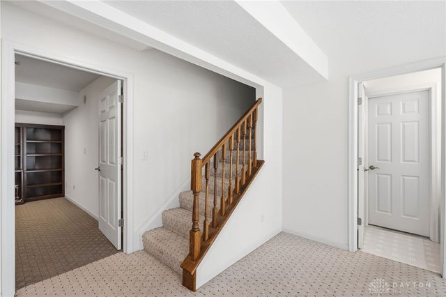 2338 Pointview Court, Lebanon, OH 45036