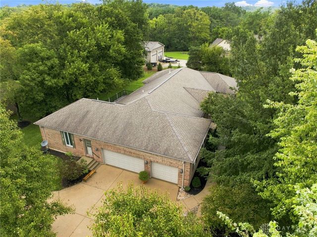 2338 Pointview Court, Lebanon, OH 45036