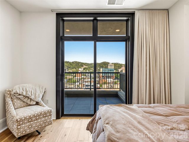 21 Battery Park Avenue 708, Asheville, NC 28801