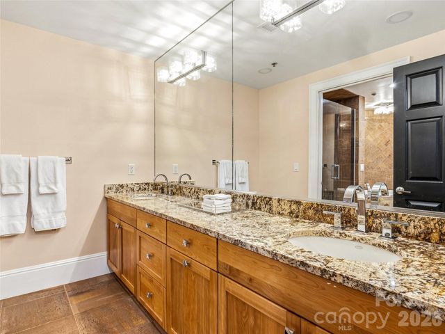 21 Battery Park Avenue 708, Asheville, NC 28801