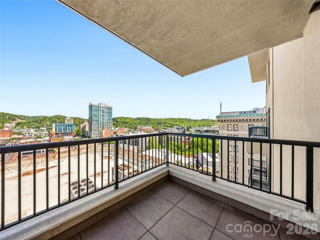 21 Battery Park Avenue 708, Asheville, NC 28801
