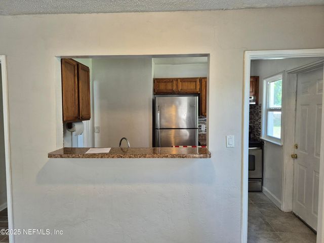 4717 CAMBRIDGE Road, Jacksonville, FL 32210