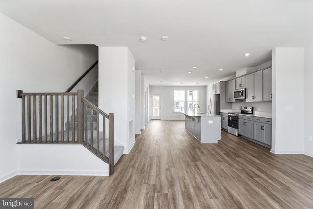 10161 QUEENS WAY, Manassas, VA 20110
