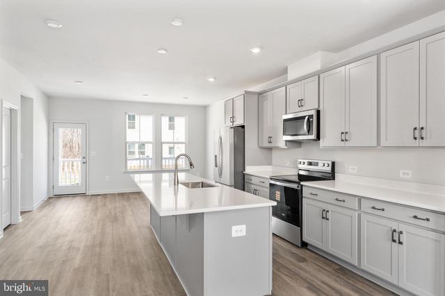10161 QUEENS WAY, Manassas, VA 20110