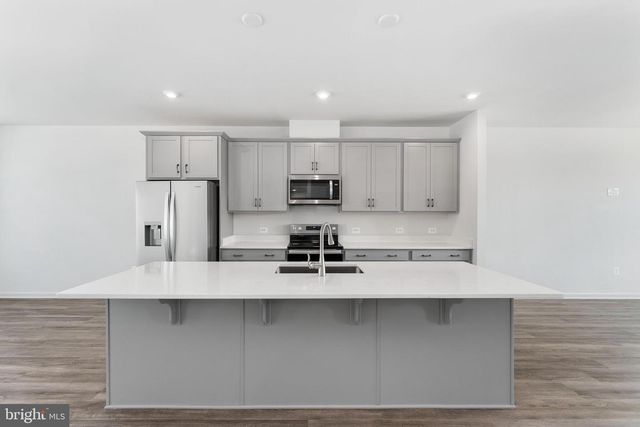 10161 QUEENS WAY, Manassas, VA 20110