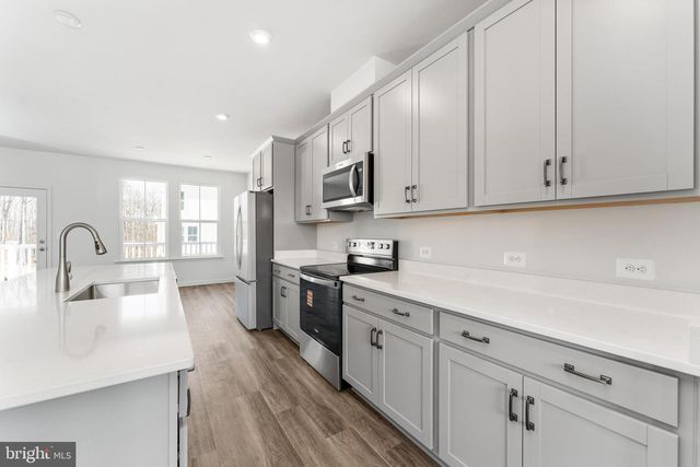 10161 QUEENS WAY, Manassas, VA 20110
