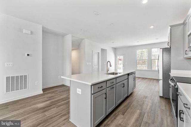 10161 QUEENS WAY, Manassas, VA 20110