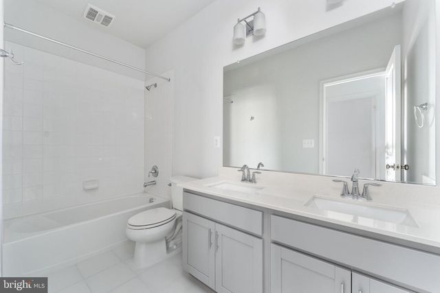 10161 QUEENS WAY, Manassas, VA 20110