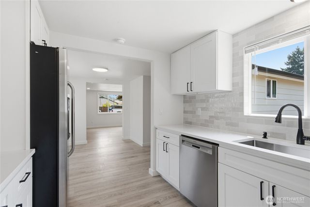 5226 108th Avenue Ct E, Puyallup, WA 98372