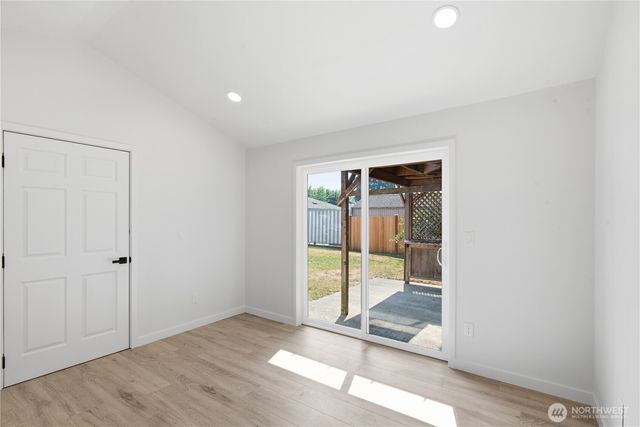 5226 108th Avenue Ct E, Puyallup, WA 98372