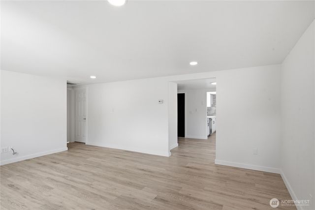 5226 108th Avenue Ct E, Puyallup, WA 98372