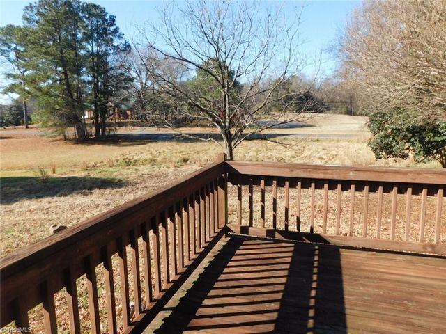 408 S Wadesboro Boulevard, Mount Gilead, NC 27306