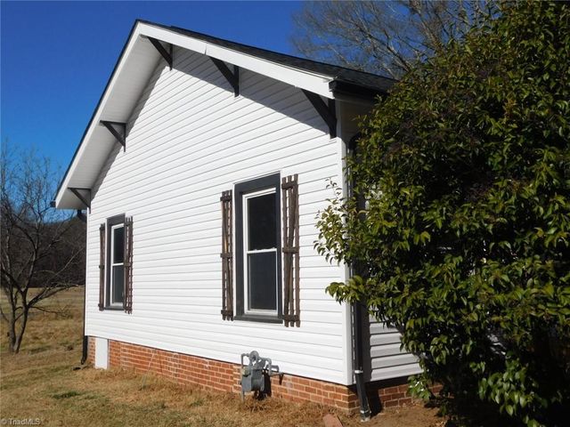 408 S Wadesboro Boulevard, Mount Gilead, NC 27306
