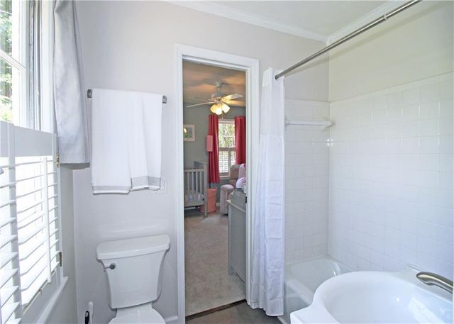 260 E Valley Drive, Marietta, GA 30068