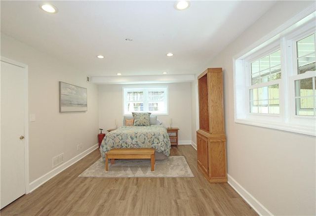 260 E Valley Drive, Marietta, GA 30068