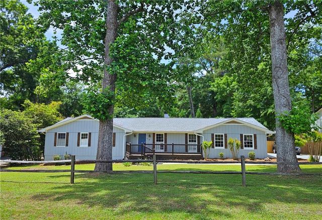 260 E Valley Drive, Marietta, GA 30068