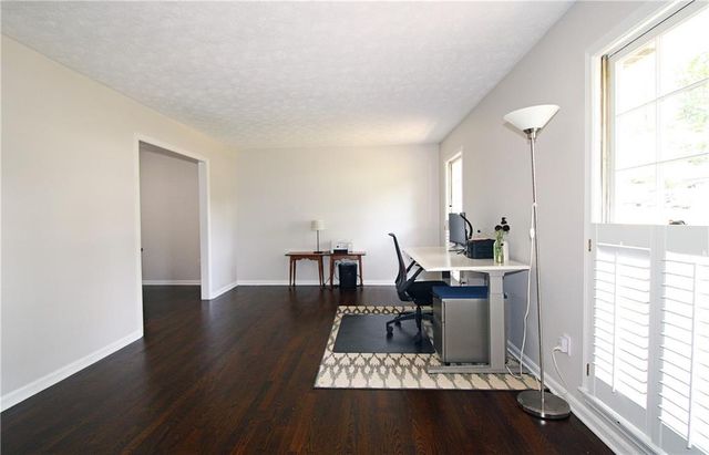 260 E Valley Drive, Marietta, GA 30068