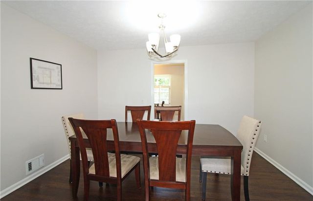 260 E Valley Drive, Marietta, GA 30068