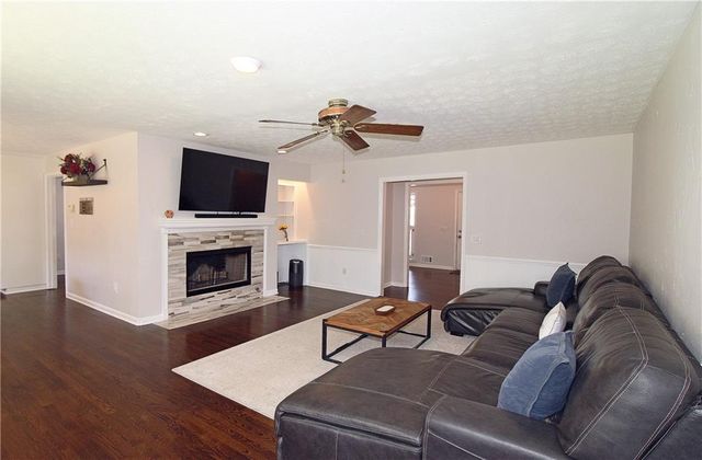 260 E Valley Drive, Marietta, GA 30068