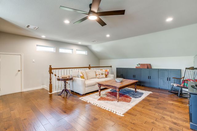 2417 Ryan Avenue, Fort Worth, TX 76110