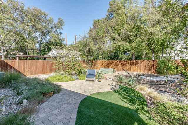 2417 Ryan Avenue, Fort Worth, TX 76110