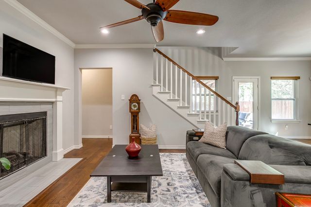 2417 Ryan Avenue, Fort Worth, TX 76110