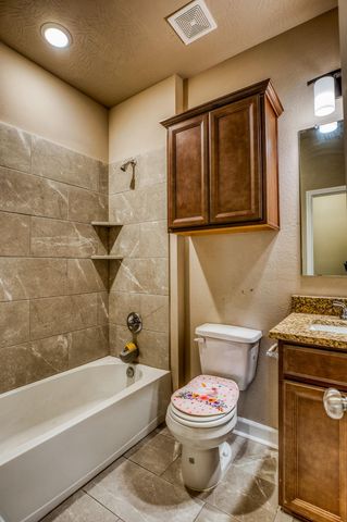 2004 Vineyard Pass, Brenham, TX 77833