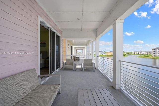8117 Surf Street, Kissimmee, FL 34747