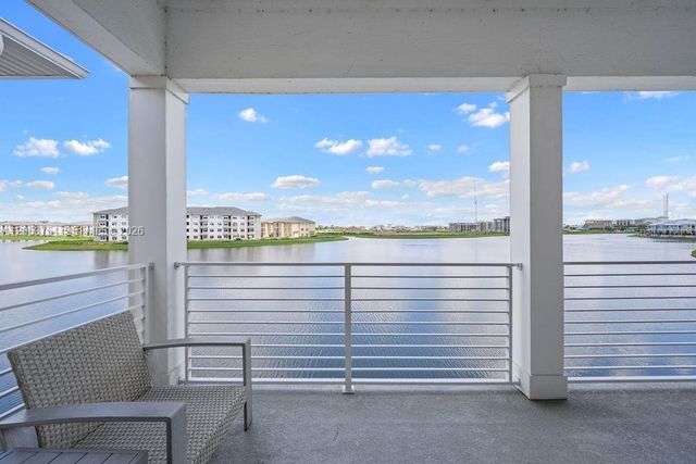 8117 Surf Street, Kissimmee, FL 34747