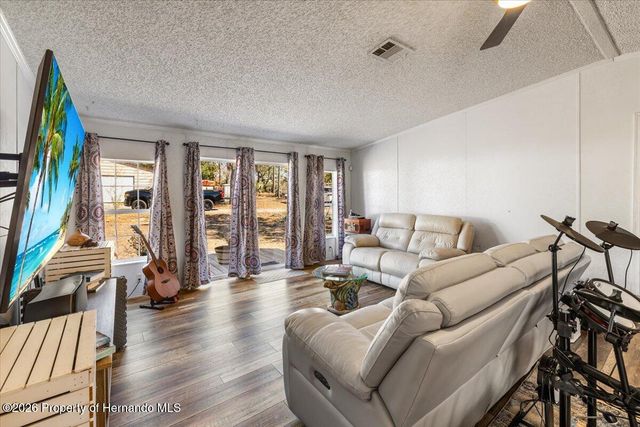 13205 Star Road, Brooksville, FL 34613