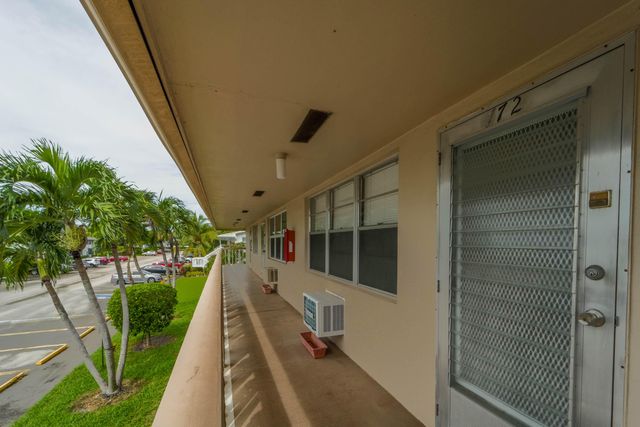173 KENT J, West Palm Beach, FL 33417
