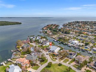 1936 ARROWHEAD DRIVE NE, St Petersburg, FL 33703