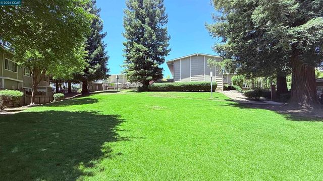 394 Ilo Ln, Danville, CA 94526