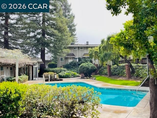 394 Ilo Ln, Danville, CA 94526