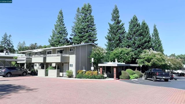 394 Ilo Ln, Danville, CA 94526