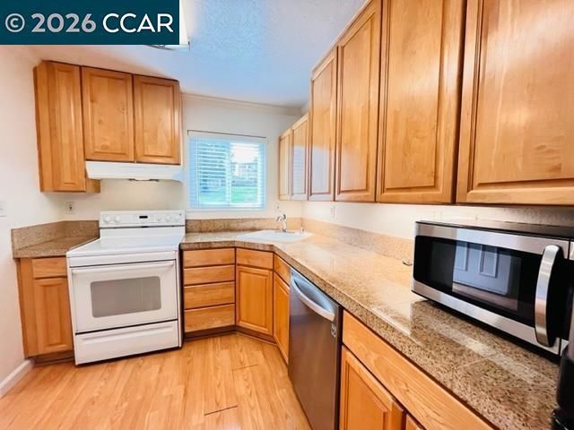 394 Ilo Ln, Danville, CA 94526