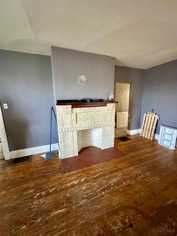 3601 Puhlman Avenue, Cheviot, OH 45211