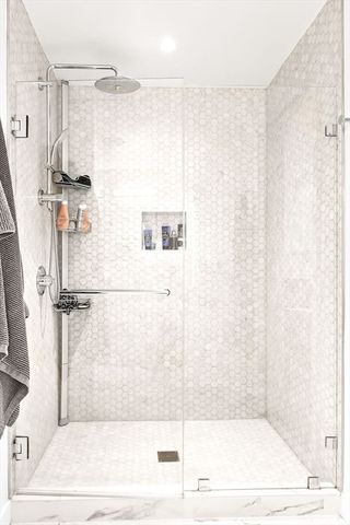 300 Pier 4 Blvd 8A, Boston, MA 02210