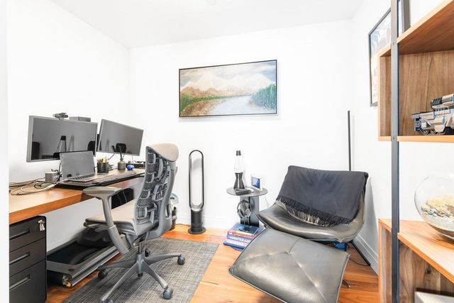 300 Pier 4 Blvd 8A, Boston, MA 02210