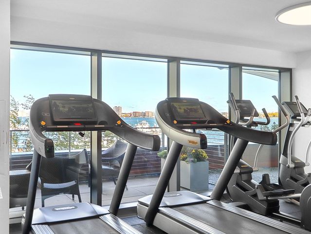 300 Pier 4 Blvd 8A, Boston, MA 02210