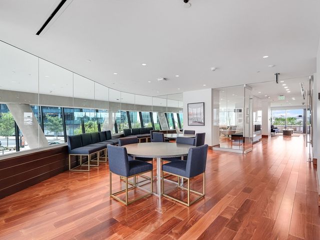 300 Pier 4 Blvd 8A, Boston, MA 02210