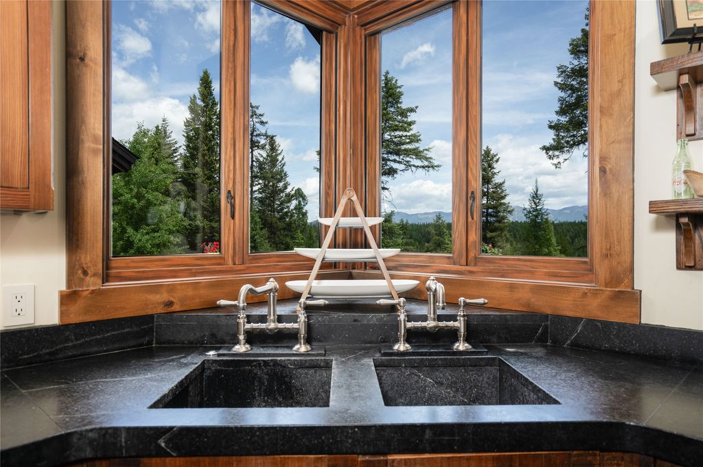 1263 Spencer Ridge Road, Whitefish, MT 59937 photo 17