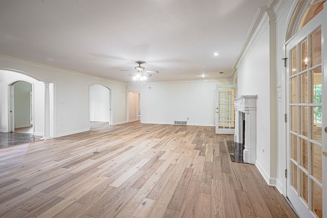 2636 FOX HILL CIR, Germantown, TN 38139