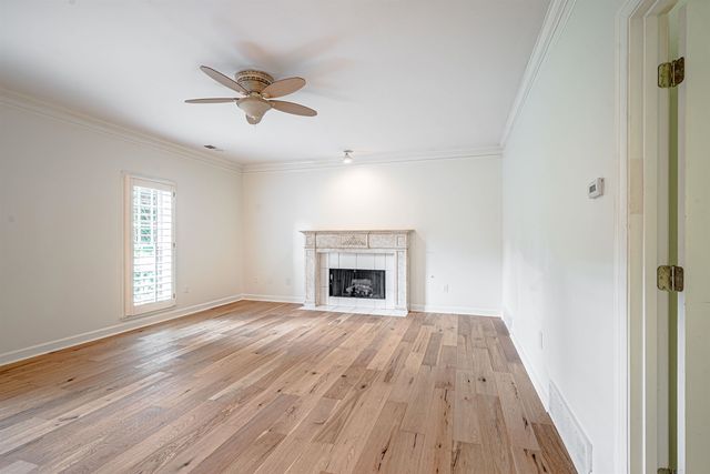 2636 FOX HILL CIR, Germantown, TN 38139